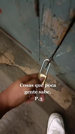 Unlocking Techniques for Padlocks: A Workshop Guide
