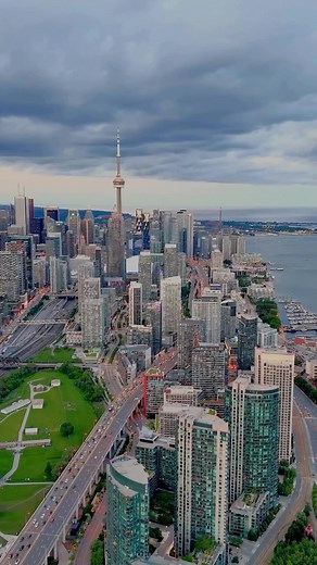 1.7K views · 6K reactions | That skyline! (and traffic) ✨ | @rahab_photography * * * * * #toronto #torontolife #torontophotographer #torontoblogger #tdot #the6ix #torontophoto #toronto_insta #igerstoronto #exploretoronto #ontario #ontariocanada #canada #epictoronto #tdot_shots #the6 #blogto #summertime #summer #drone #droneshots #dronephotography #dronelife | Epic Toronto | Facebook