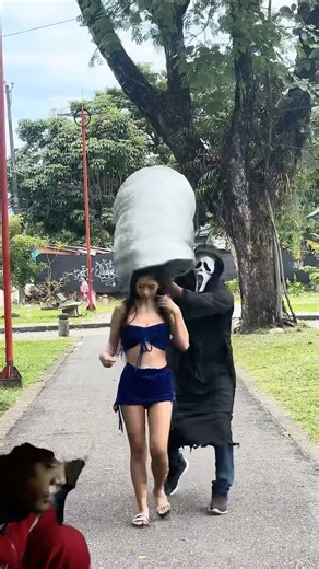 Screaming Mystery Box Prank! 😂 They Opened It and Lost Their Minds!” #humor #prank