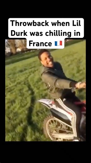 Throwback when Lil Durk was chilling in France 🇫🇷 #rap #rapper #lildurk #otf