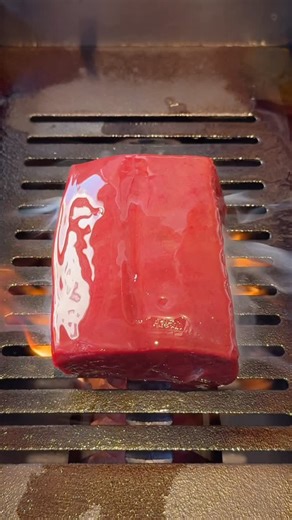 コージー《Japanese food》 on Instagram: "超極厚！ツヤツヤ輝くレバー🥩 ◆マジックレバー (¥1,800)1人前 ※動画は2人前 新鮮でプルプルな極厚レバーを豪快に焼き上げる🔥 分厚いのに歯切れが良くごま油につけて食べると格別の美味しさ！ レバー好きは是非食べてみて！ ≪店舗詳細≫ 【店舗名】ヒロキヤ 【住所】 東京都港区六本木5-2-6 TKビル 3F 【営業時間】 [月〜金・祝前後日] 12:00-14:00 /17:00-23:00 [土・日・祝日] 12:00 - 15:00 / 17:00 - 23:00 【定休日】 年中無休 #東京グルメ #六本木グルメ #レバー ==================================== Ultra-thick and glossy, shining liver! ◆Magic Liver (¥1,800 per serving) *Video shows two servings Fresh, plump, and thick slices of liver grilled to perfe