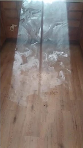 Fluid Dynamic Flow Visualization with Smoke