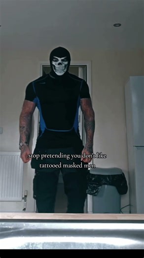Stop pretending, YouTube knows the truth 😉 #darkromance #maskedmen #tattoos #booktok #maskedman #ink