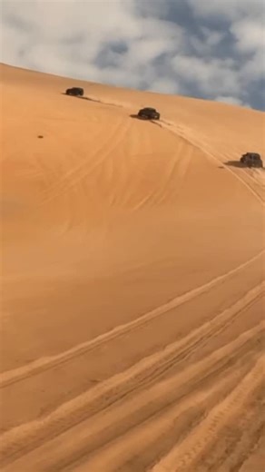 Gary Peters on Instagram: "No ego, no drama, lead by example, climb, switch, crest and throw yourself off the cliff, it’s all about execution, driving with people of experience and confidence in the convoy.. UMM AL Zamool @desert_devils_uae @the_devil_jeep @jasim_alali33 @olympia_offroad @omarfouz @gewrgia_karoulla @ishaq_al_khan"