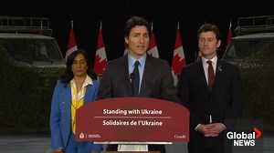 WATCH: At the one-year mark of the start of Russia's invasion of Ukraine on Friday, Prime Minister Justin Trudeau announced Canada will be donating four more Leopard-2 tanks to Ukraine, as well as announcing a new round of sanctions on Russia. Read more: https://globalnews.ca/news/9508689/canada-ukraine-aid-russia-g7-sanctions/ | Global News