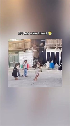 Bro has a 😂 || Run Down The City || WhatsApp (Lyrics) Dance || Status || #shot#viral#edit