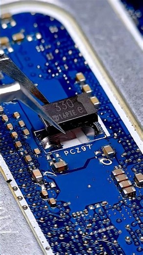 Dell Alienware 16X Screen Noise Fix 🎮 | Leaking CPU Capacitor Repair #dell #repair #electronics