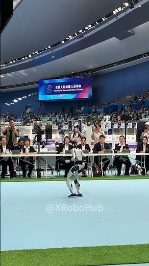 🕺🤖Robot Dance Battle just dropped! Who's got the best moves? #streetdance #humanoid #robotgames