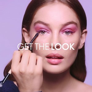 28 reactions |  Versatile and fun, purple hues take autumn make-up looks to the next level. Day or night, weekday or weekend, the colour purple adds a bit of edge to any make-up look. Move over, pretty in pink! It’s all about experimenting with purple make-up this Halloween. This Halloween, treat yourself to purple make-up. We've got the tricks on how to do apply it right!  | Oriflame | Facebook