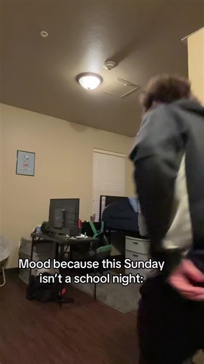 Sunday Vibes: Enjoying a Weekend Mood