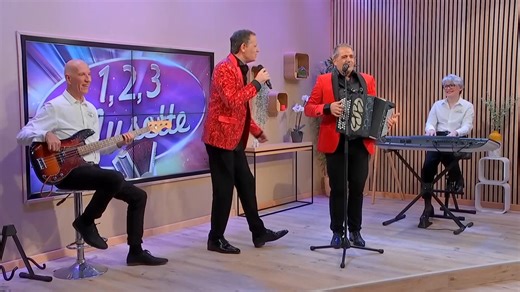 💃🕺 Quel plaisir de retrouver Michel MONACO et Mickaël RICHARD sur scène ! Avec leur bonne humeur et leur complicité, ils nous ont fait chanter et danser sur "Ça danse, on fait la fête !" 🎶✨ 👉 Suivez la page 1, 2, 3 Musette pour découvrir nos vidéos, suivre les émissions et ne rien manquer de nos prochains rendez-vous musicaux ! 🎥📺 🔗 https://www.facebook.com/123musette/ | 1, 2, 3 Musette