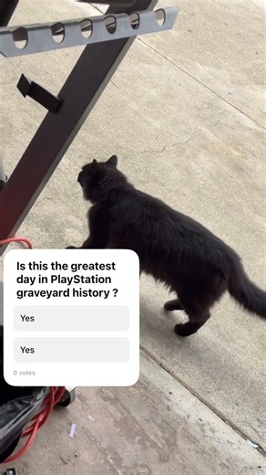 Finally a supa slim that disk drive works party tonight no roaches 🥳#subscribe #playstation #happy