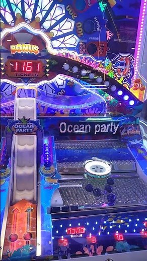 arcade coin dozer #clawmachines