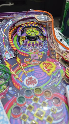 Circus Voltaire miniature. Ringmeowster sculpt and mech