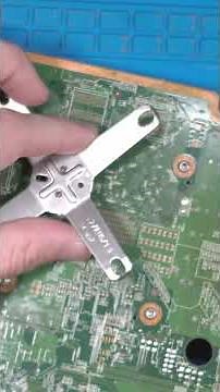 Xbox 360 S: How to replace the thermal paste #xbox360 #thermalpaste #retrogaming