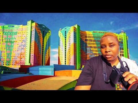 Worst ever 12 HOURS inside THE LARGEST Hotel in the World (over 7000 rooms)