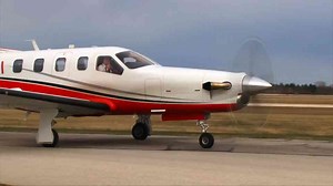 Watch how this aircraft entered an inverted spin and nearly lost control