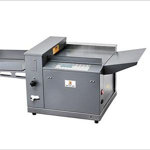 [Hot Item] Suction Feeding Paper Electric Paper Creasing and Perforating Machine