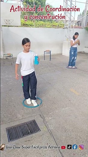 Actividad para trabajar en equipo la coordinación y concentración🏃🏼‍♀️🏃🏼‍♂️ #niños #maestro #parati