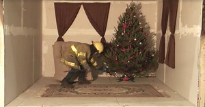 First Responder Lights Christmas Tree On Fire, 30 Seconds Later The Whole Room Is Destroyed