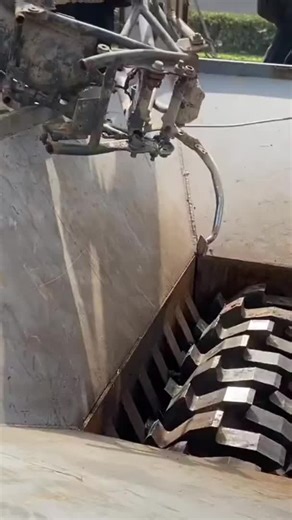 Exploring the Satisfying Shredder Machine Experience