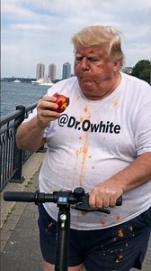 SCOOTER DRIVE-BY SNACKING: TRUMP VS NECTARINE SPLASH