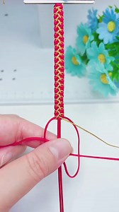 64K views · 790 reactions | How to tie a lucky red bracelet #diy #bracelet #crafts | Diy Bracelet | Facebook