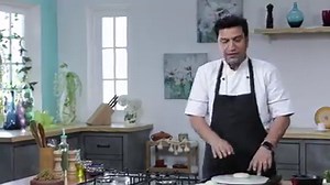 Matar Kulcha is a popular street food & is finger licking. Both the spiced matar & the fermented kulcha can be easily made at home. It is an excellent meal for a gathering a home. #MatarKulcha #StreetFood #KKitchen #KunalKapurRecipes | Kunal Kapur