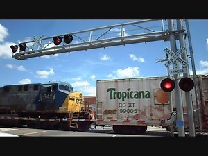 CSX Tropicana Juice Train Through Downtown Plant City Florida