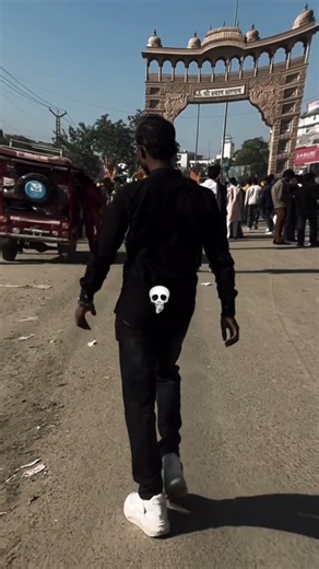 #viralvideo #foryoupage #explore #reelitfeelit #shayarimarket #sadshayari #hearttouching #viralreels