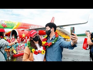 Vietnam welcomes first tourists since borders were closed due to COVID-19