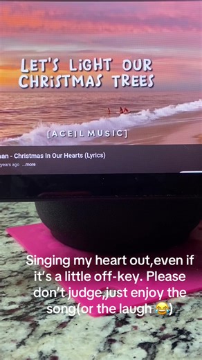 Although I’m not musically inclined,I still enjoy singing along to my favorite Christmas songs.#naturelover #Christmas songs #ChristmasCarols