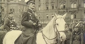 Száz éve már, hogy Horthy magas lóról hívta tetemre a bűnös várost