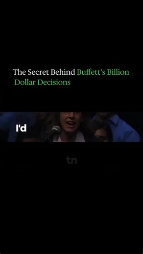 Trading News on Instagram: "Most people think Warren Buffett’s edge comes from complex models or insider-level insight. In reality, his biggest advantage is far less flashy and far more difficult to copy. Buffett built his fortune by mastering patience, independent thinking, and the ability to ignore noise. He does not chase trends, panic during sell-offs, or rely on constant outside validation. Instead, he waits, studies businesses deeply, and acts only when the odds are clearly in his favor. O