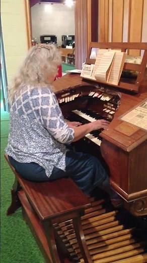 Mary Rose plays a Wurlitzer Theater Organ - complete with snare drums!