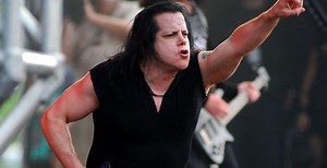 Learn to play Mother by Danzig
