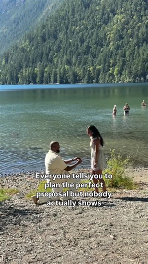 Wedding Photographer & Filmmaker on Instagram: "Everyone tells you to plan the perfect proposal, but nobody actually shows you how to do it. Here are the 6 steps to planning an unforgettable proposal, and I’ve captured over 20 of them so I know what I’m talking about. #1 Choose a meaningful location: Think of a spot that reflects your relationship, so a favourite hike, or maybe the place you had your first date. If you’re traveling, pick a location with a breathtaking view. One thing you must co