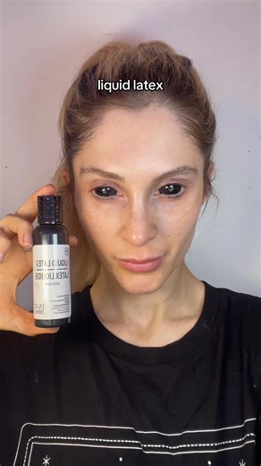 Mermaid vibes ;) #jessicarabbit #mermaidmakeup #jessicarabbitcosplay #fishmakeup #mermaidtail | Sparklywinona