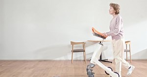 高齢者の身体機能維持をAIで楽しく支える　「歩きたくなる」トレーニングロボット | 未来コトハジメ