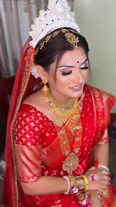 9.5K views · 69 reactions | Traditional Hindu bride With soft look ❤️ | Vibrance Look By Tuli | Facebook