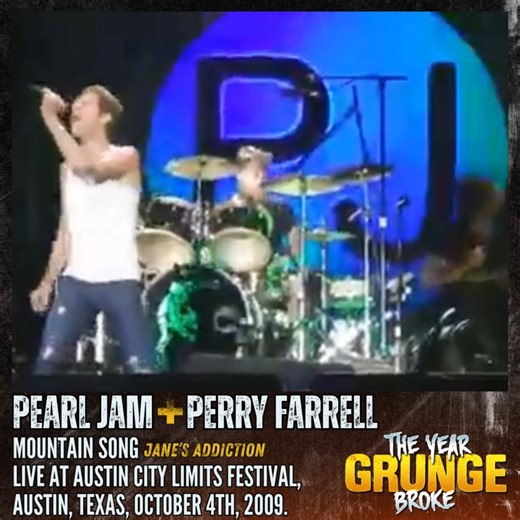 PEARL JAM with PERRY FARRELL - Mountain Song (Jane's Addiction cover) - ON THIS DAY, October 4th, 2009, live at Austin City Limits Festival, Austin, Texas. | The YEAR Grunge BROKE