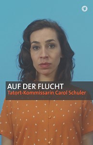 Carol Schuler ist Tatort-Kommissarin mit klarer Haltung. Die Schauspielerin setzt sich neben ihrer Arbeit für die Seenotrettung sea-eye ein. | ttt - titel thesen temperamente