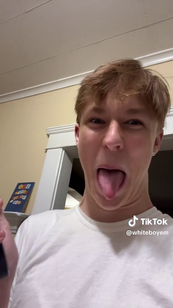 whiteboyem (@whiteboyem)’s videos with original sound - whiteboyem