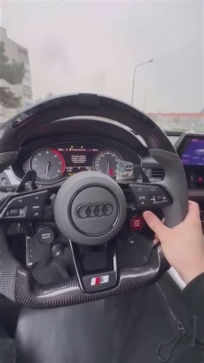 Audi A6 v8