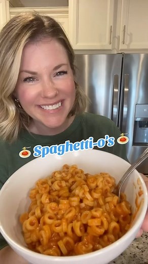 Stephanie Gigliotti on Instagram: "Homemade spaghettio’s 🫶😍 Get the full printable recipe: https://www.stephreallife.com/homemade-spaghetti-os/ Spaghetti-o’s 3 cups water 28 ounce can tomato sauce 2 cups shredded cheddar cheese 1 tsp garlic powder 2 tsp sugar 1 1/2 cup milk- 2% or whole 2 cups - pasta rings (about 8 ounces) Mini meatballs, cooked (optional) In a large sauce pan combine the water, the tomato sauce, milk, sugar and garlic powder. Bring to a simmer and stir in the cheddar cheese