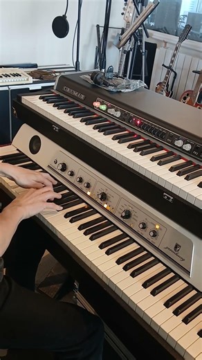 CRUMAR SEVEN vs WALDORF ZAREMBOURG : RHODES sound #epiano