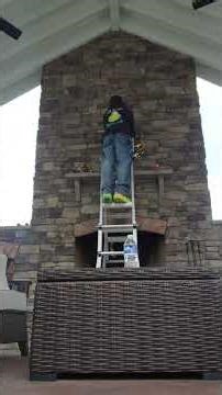 "Flat TV Install, Watch the Pro"!! #diy #tvmounting