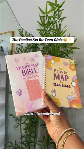 The Perfect Set for Teen Girls 🌟 Help her grow in her prayer life and develop a deeper, more intentional habit of talking to God. The Prayer Map Bible for Teen Girls includes the complete New Life Version (NLV) Bible, plus 80 pages of Prayer Maps with prayer-focused devotionals, guided prayer pages, and Scriptures about prayer. She can write down her prayer goals, requests, and answers and look back to see how God has been faithful. Plus, The Prayer Map for Teen Girls, a creative prayer journal