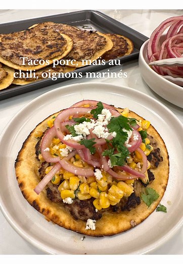 Tacos au Porc Assaisonné et Maïs Épicé