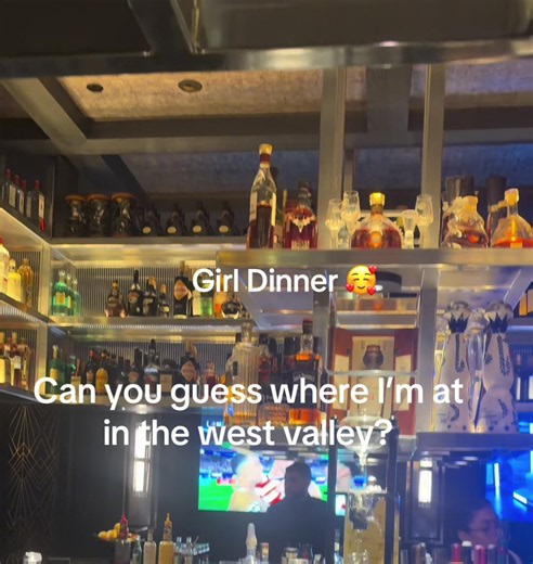 Exploring the Best Bars and Restaurants in Phoenix's West Valley
